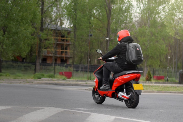 Cum sa conduci un scuter electric in siguranta? 5 sfaturi si recomandari utile